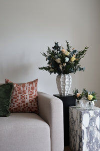 Summer 25 Collection - Roisin XXL 12-rose Bouquet (White/Light Yellow/Peach Tone)