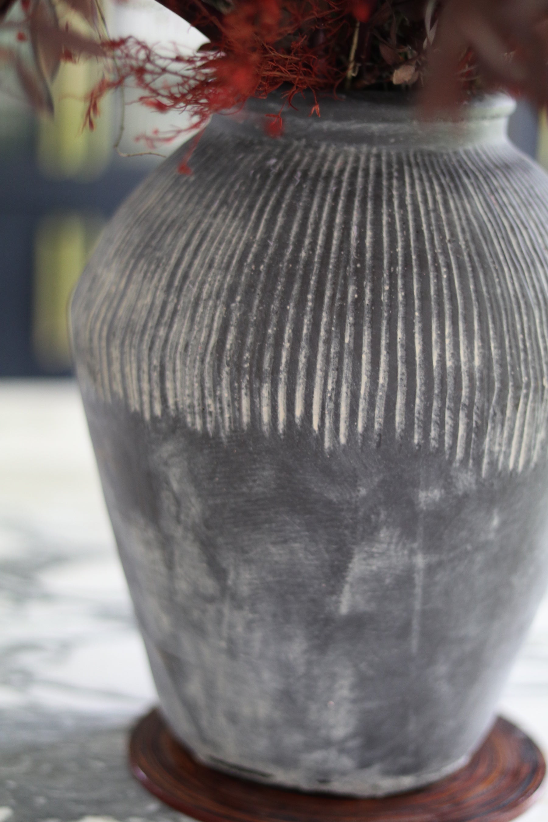 Dark Stone Pot Vase (Heavy Duty)