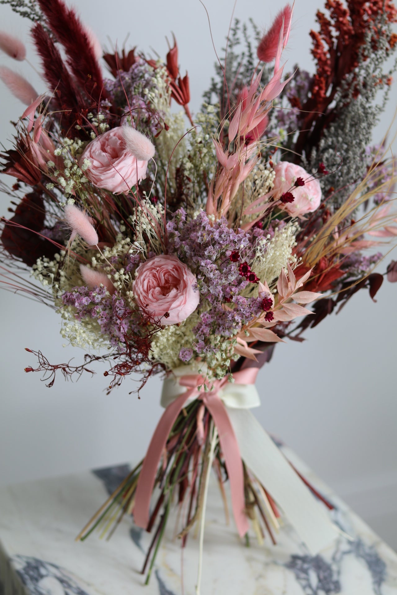 A/W Collection - Aine Premium Bouquet (Pink/Red/Romantic Tone)