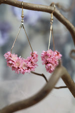 Load image into Gallery viewer, Everblooms Accessories - Pink Allure Dried Flowers Earrings
