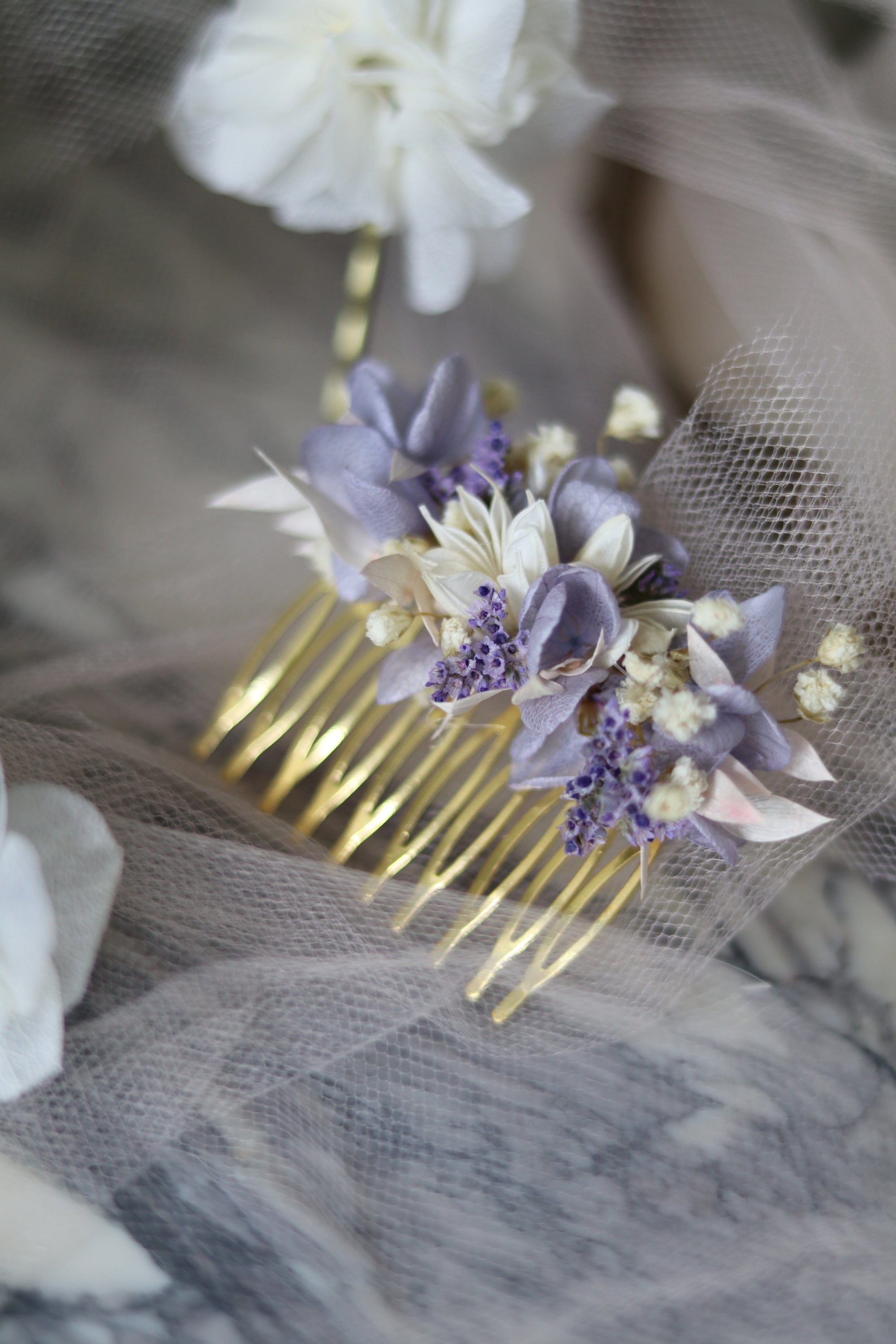 Everblooms Accessories - Lilac Fantasy Dried & Preserved Flowers Hair Comb (Large)