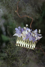 Load image into Gallery viewer, Everblooms Accessories - Lilac Fantasy Dried &amp; Preserved Flowers Hair Comb (Large)
