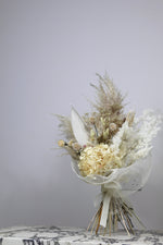 Load image into Gallery viewer, Everblooms - Snowwhite XL Bouquet
