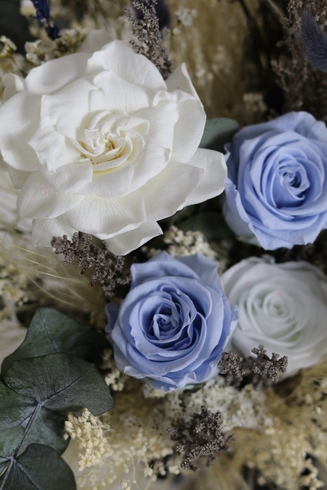 Everblooms -  Rose Collection - Cammie Premium Rose Bouquet (White/Light Blue Tone)